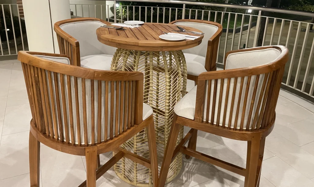 How to select restaurant furniture laro outdoor teak bar chair