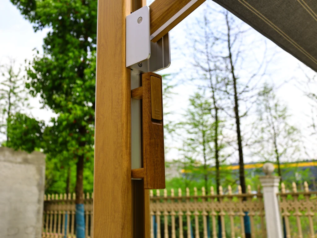 commercial outdoor parasols supplier