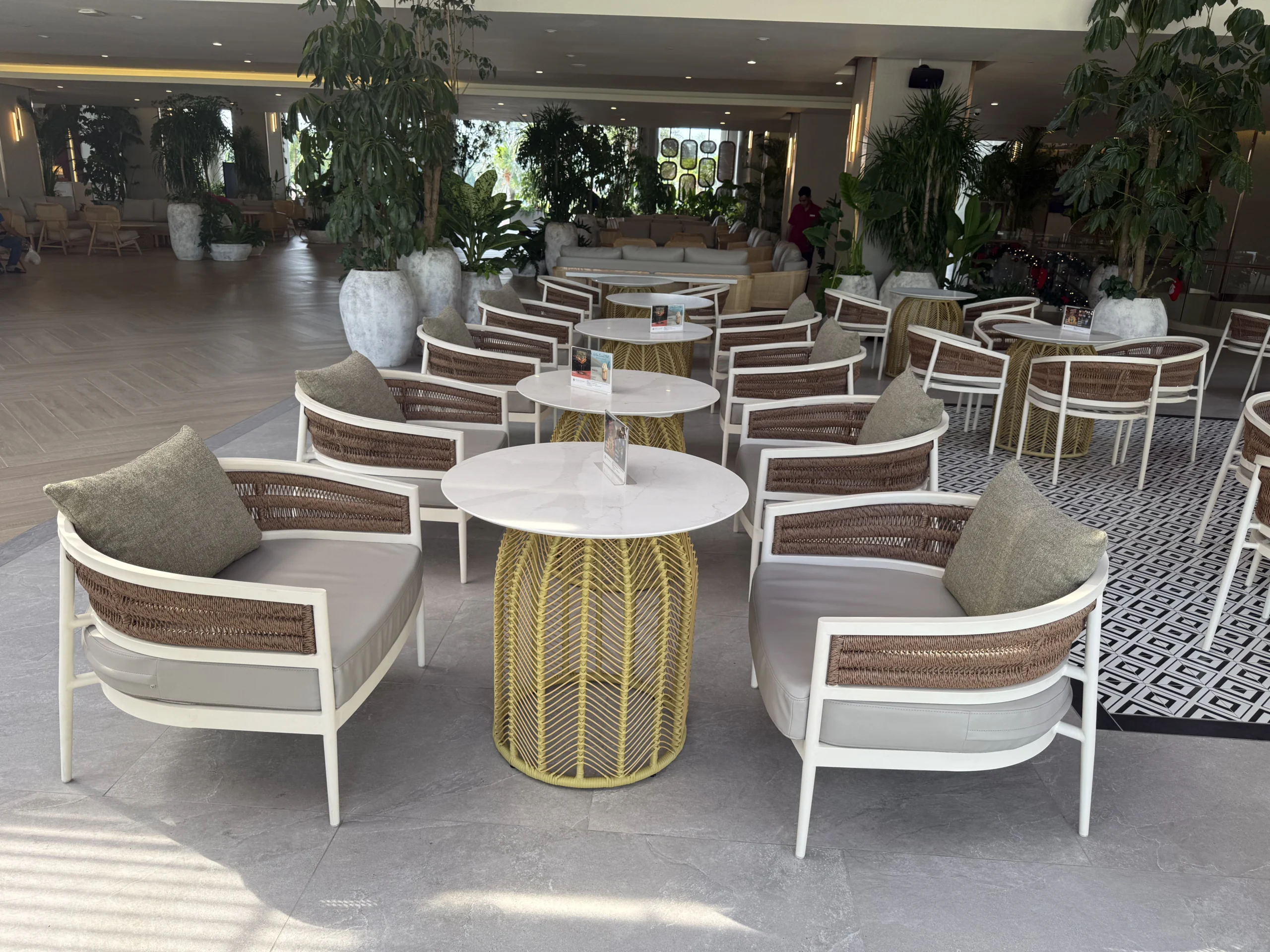 outdoor dining furniture for cafes maldives